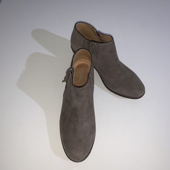Vionic Boots Womens Size 11 Taupe Suede Serena Ankle Booties Side Zip Low Heel - Picture 1 of 9
